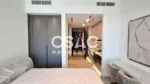 ⁦Furnished Studio | Private Balcony | Downtown للبيع⁩ - الصورة ⁦3⁩