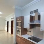 - semi-furnished 1-bed apartmentالدوحة
