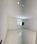 RENOVATED VILLA | 7 MASTER BDR MAJLIS DRIVER ROOM، أم صلال