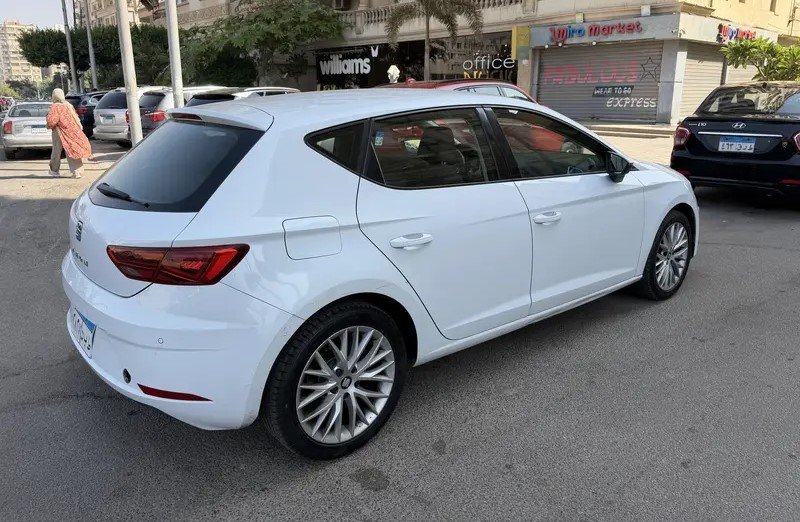 185761603-800x600 Seat Leon 2020 للبيع مصر الجديدة - الصورة 1