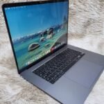 Apple MacBook Pro A2141 i7 4gb للبيع مسقط
