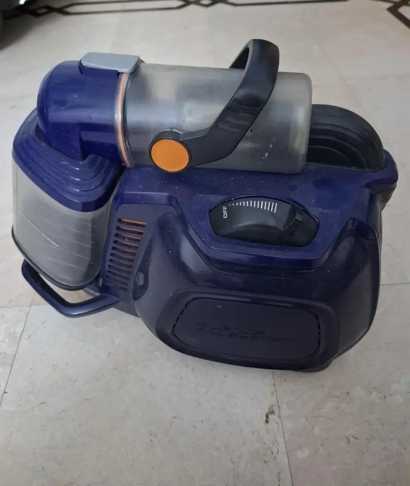 28001089-800x600 Electrolux Vacuum cleaner 2000W للبيع مسقط - الصورة 1