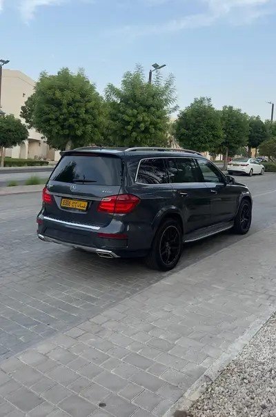 28043638-400x300 مرسيدس بنز جي إل 500 2015 للبيع مسقط - الصورة 1
