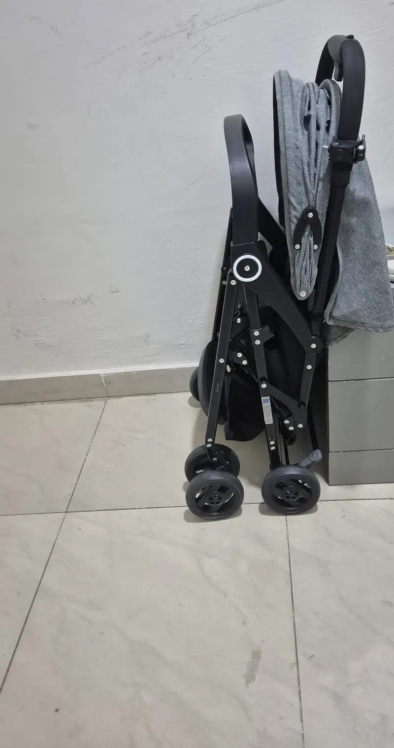 3042033-800x600 baby stroller للبيع السالمية - الصورة 1