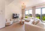 Exclusive | Furnished | Rare Corner and Park Views للبيع