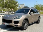 Porsche Cayenne Platinum Edition 2016 للبيع