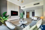 ⁦1 Bedroom | Furnished | Full Lake View للبيع⁩ - الصورة ⁦2⁩