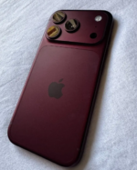 ⁦iphone 18 Pro - 100% Battery (10 charges only)⁩ - الصورة ⁦2⁩