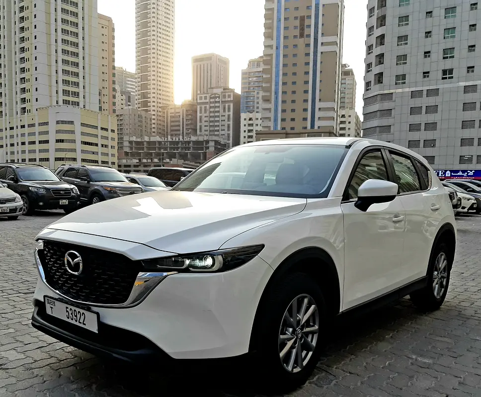 bc4d46566c0d4ae9915c8e880484a7dc- Mazda CX-5 GL 2024 للبيع - الصورة 1