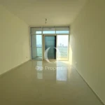 استوديو بالطابق العلوي | إطلالة على المنتزه ووسط المدينة للبيع