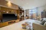 Spacious | Vacant on Transfer | Furnsihed للبيع