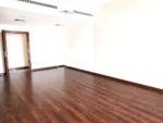 ⁦Emaar 1BR | Corner Unit | Rented | Pool View للبيع⁩ - الصورة ⁦2⁩